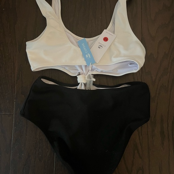 Cupshe Medium One Piece High Waisted New - Picture 3 of 4